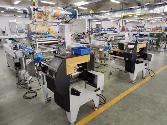 Máquina automática de embalagem de biscoitos HFS WZ220 para embalagem de sanduíches